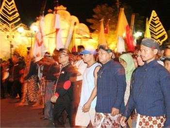 Lampah Budaya Mubeng Beteng